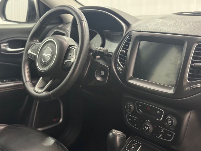 Jeep COMPASS LONGITUDE 2.0 4x2 Flex 16V Aut.