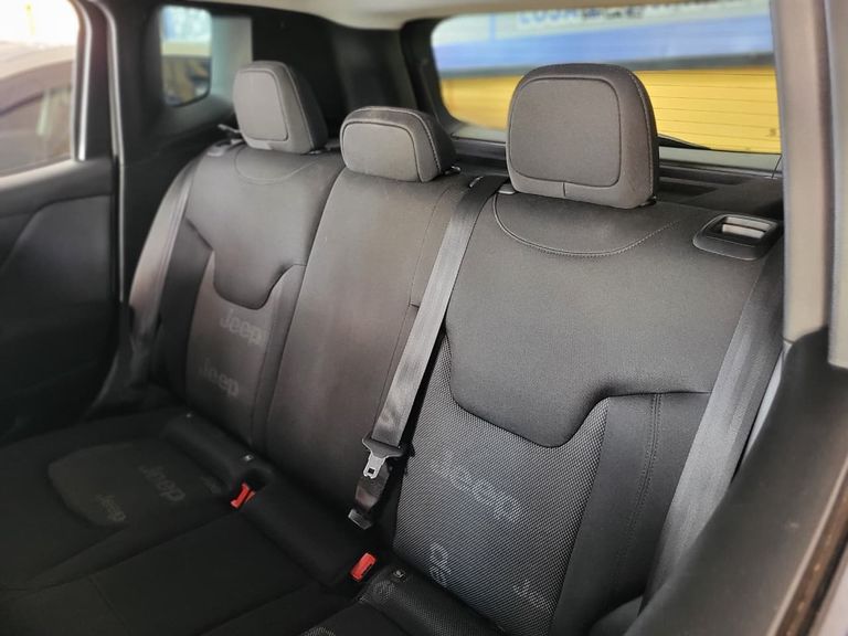 Jeep Renegade Sport 1.8 4x2 Flex 16V Mec.