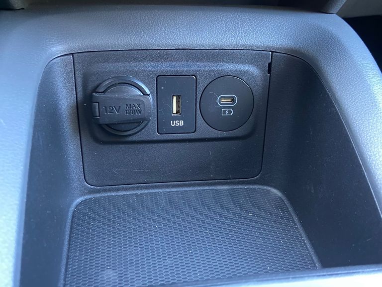 Hyundai HB20S Comfort Plus 1.0 Flex 12V Mec.