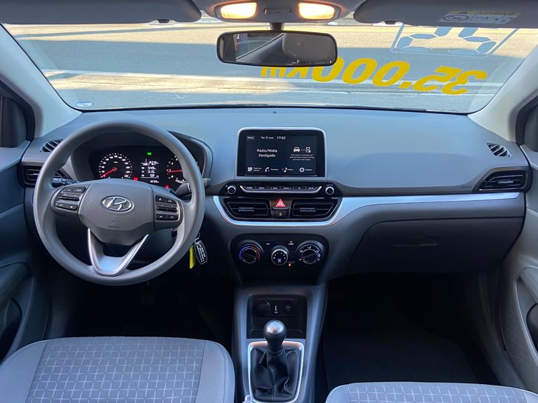 Hyundai HB20S Comfort Plus 1.0 Flex 12V Mec.