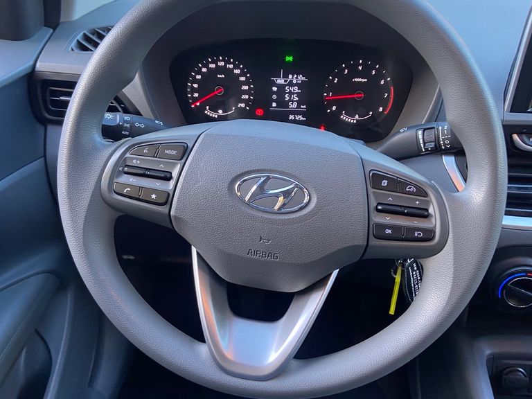 Hyundai HB20S Comfort Plus 1.0 Flex 12V Mec.