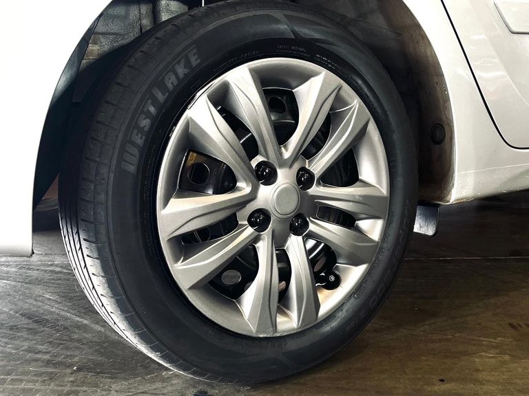 Hyundai HB20S C.Plus/C.Style 1.6 Flex 16V Mec.4p