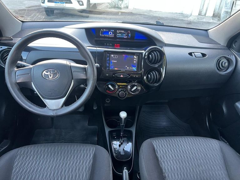 Toyota ETIOS X Sedan 1.5 Flex 16V 4p Aut.