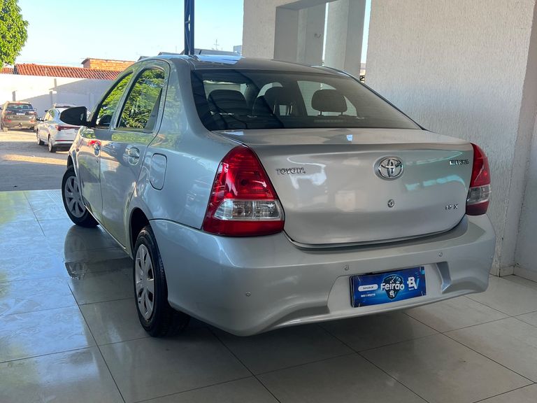 Toyota ETIOS X Sedan 1.5 Flex 16V 4p Aut.