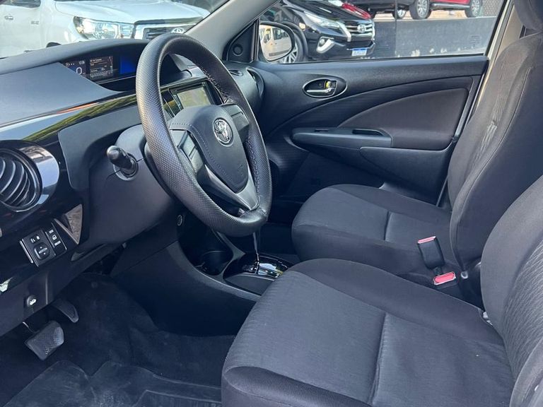 Toyota ETIOS X Sedan 1.5 Flex 16V 4p Aut.