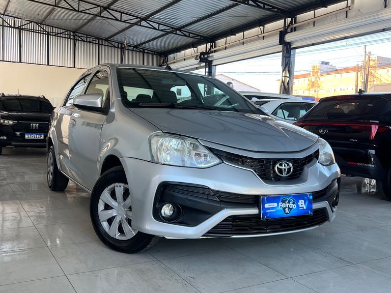 Toyota ETIOS X Sedan 1.5 Flex 16V 4p Aut.