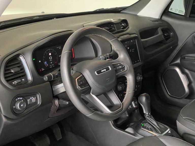 Jeep Renegade Long. T270 1.3 TB 4x2 Flex Aut.