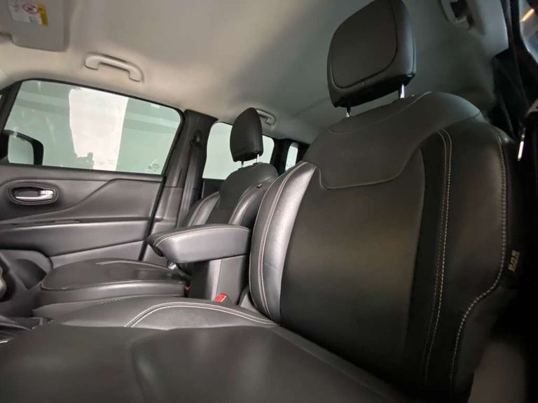 Jeep Renegade Long. T270 1.3 TB 4x2 Flex Aut.