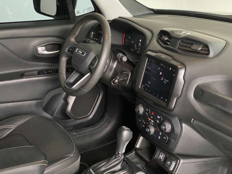 Jeep Renegade Long. T270 1.3 TB 4x2 Flex Aut.