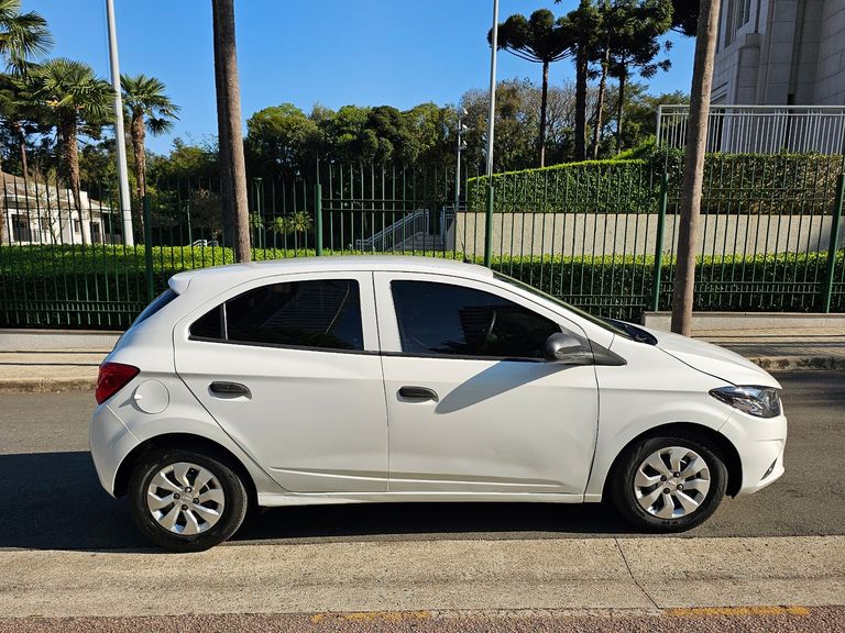 Chevrolet ONIX HATCH Joy 1.0 8V Flex 5p Mec.