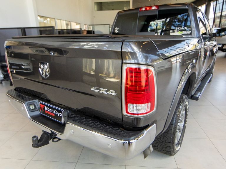 Dodge Ram 2500 LARAMIE 6.7 TDI CD 4x4 Dies