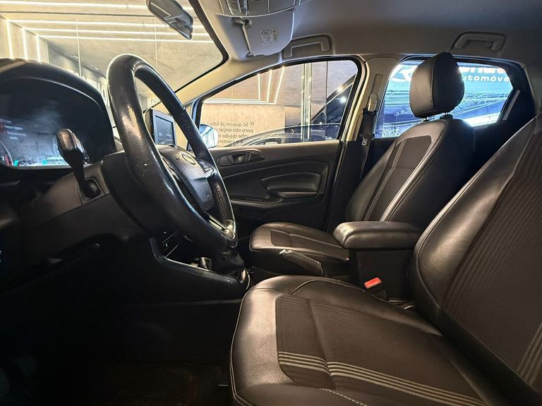 Ford EcoSport FREESTYLE 1.5 12V Flex 5p Mec.