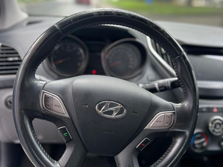 Hyundai HB20S Premium 1.6 Flex 16V Aut. 4p