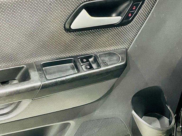 VolksWagen Fox 1.0 Mi Total Flex 8V 5p