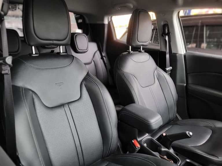 Fiat Toro Volcano 1.3 T270 4x2 Flex Aut.