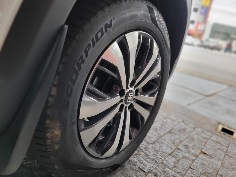 Fiat Toro Volcano 1.3 T270 4x2 Flex Aut.