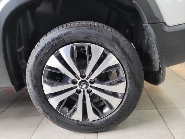 Fiat Toro Volcano 1.3 T270 4x2 Flex Aut.