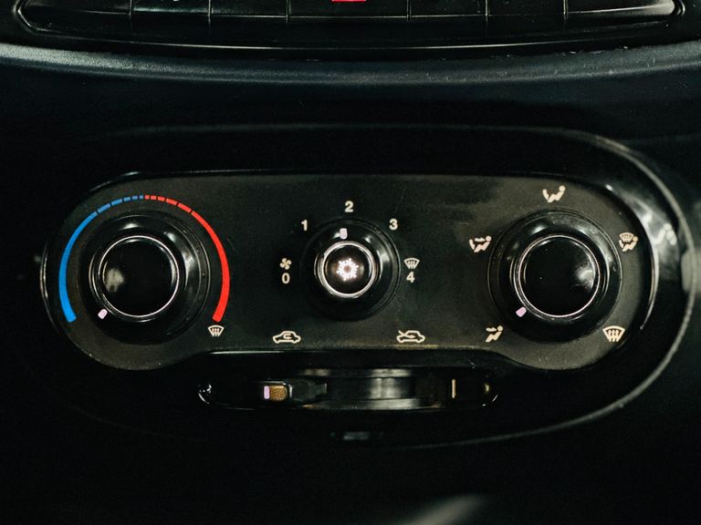 Fiat UNO ATTRACTIVE 1.0 Fire Flex 8V 5p