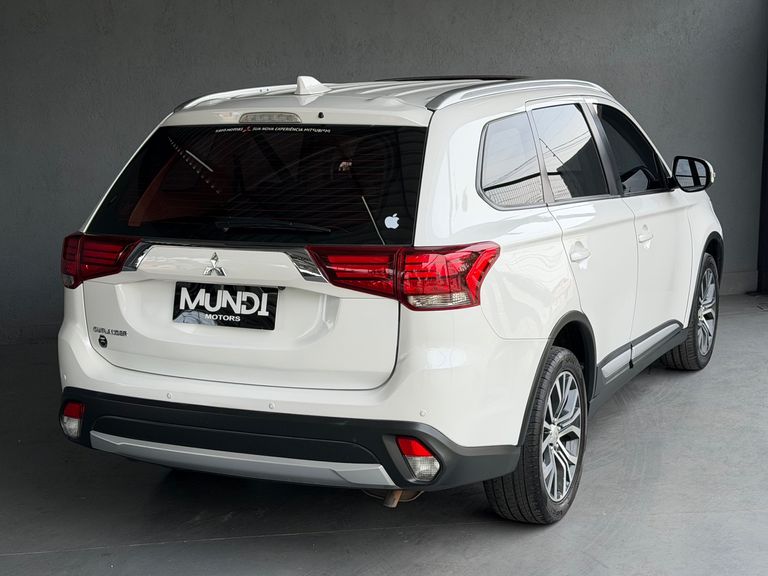Mitsubishi OUTLANDER 2.0 16V 160cv Aut.