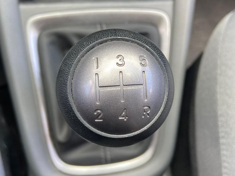 Hyundai HB20S Comfort Plus 1.0 Flex 12V Mec.