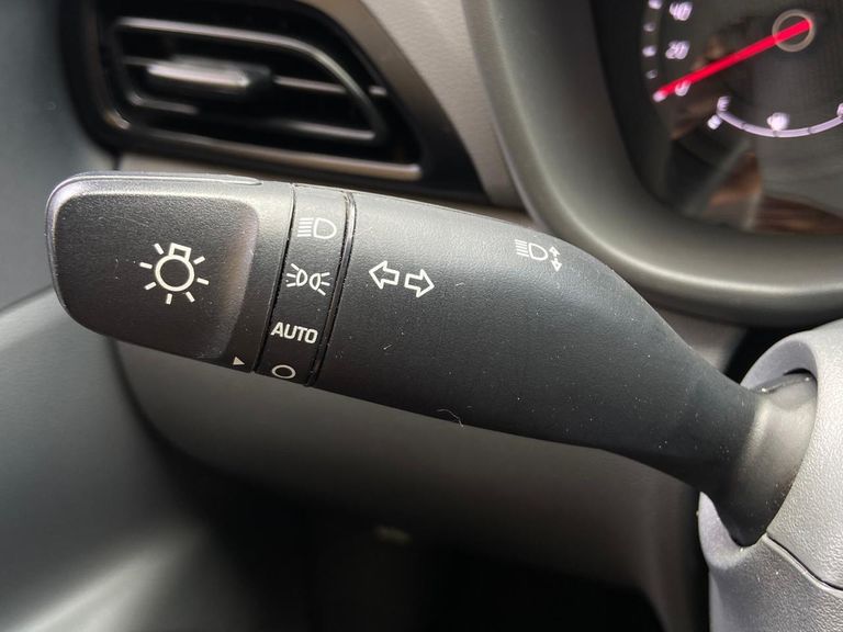 Hyundai HB20S Comfort Plus 1.0 Flex 12V Mec.