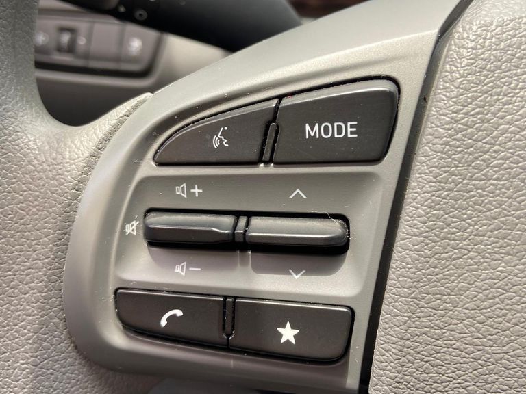 Hyundai HB20S Comfort Plus 1.0 Flex 12V Mec.