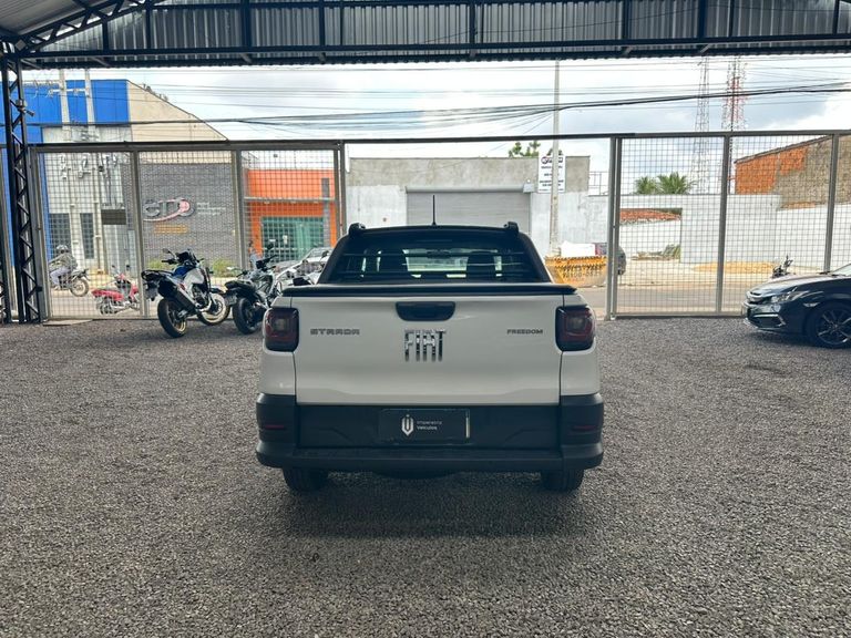 Fiat Strada Freedom 1.3 Flex 8V CD