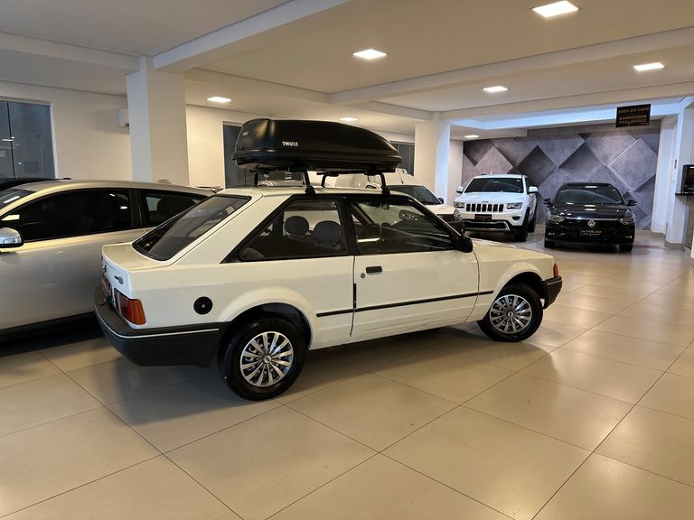 Ford Escort L/LX 1.6