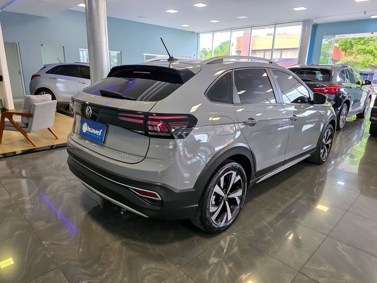 VolksWagen Nivus Highline 1.0 200 TSI Flex Aut.