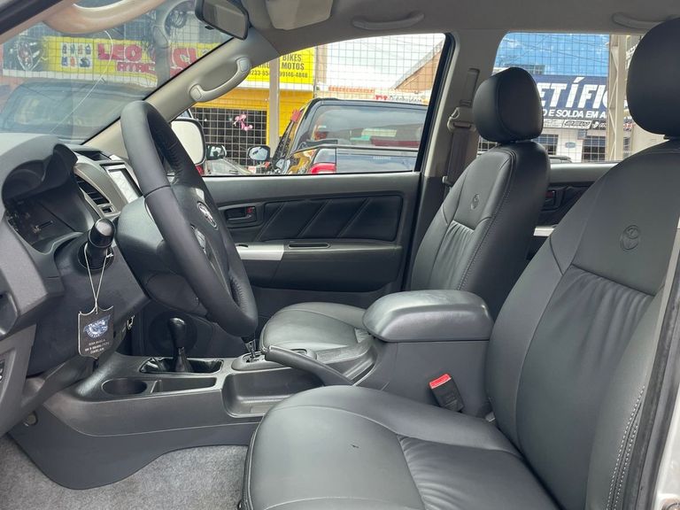 Toyota Hilux CD SR D4-D 4x4 3.0 TDI Dies Aut.