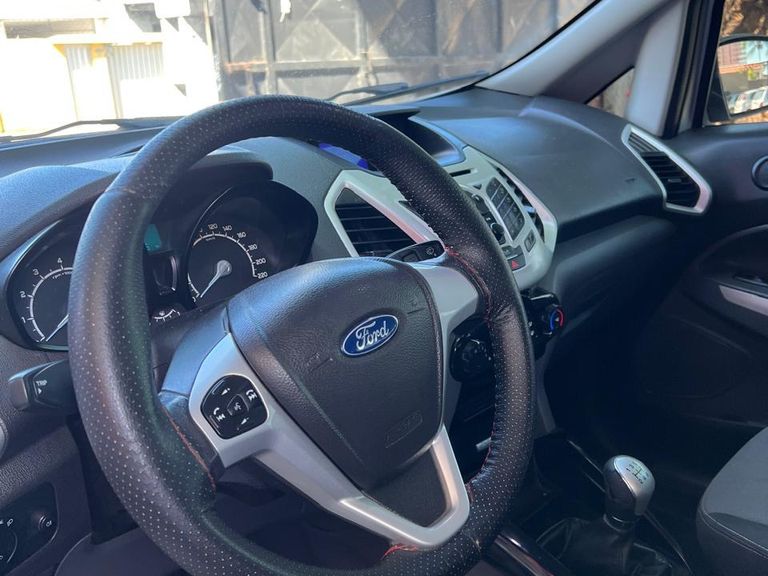Ford EcoSport FREESTYLE 2.0 16V Flex 5p