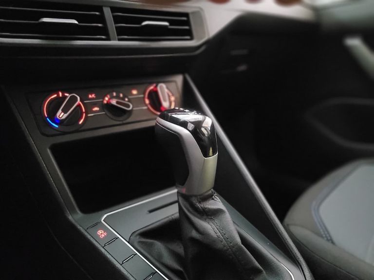 VolksWagen Nivus Comfortline 1.0 200 TSI Flex Aut.