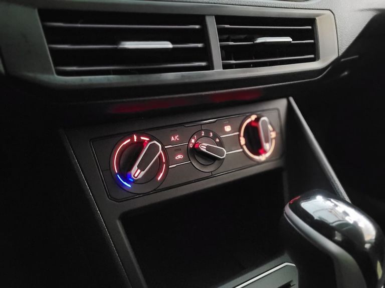 VolksWagen Nivus Comfortline 1.0 200 TSI Flex Aut.