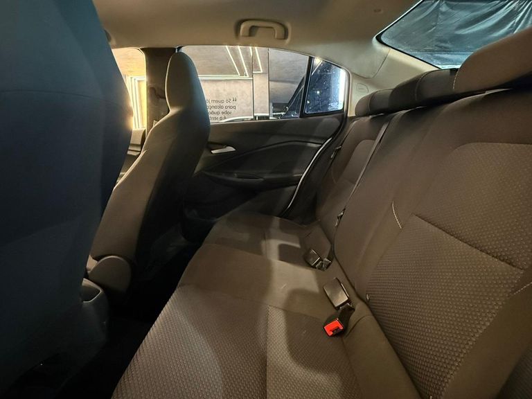 Chevrolet ONIX SEDAN Plus LT 1.0 12V TB Flex Mec.