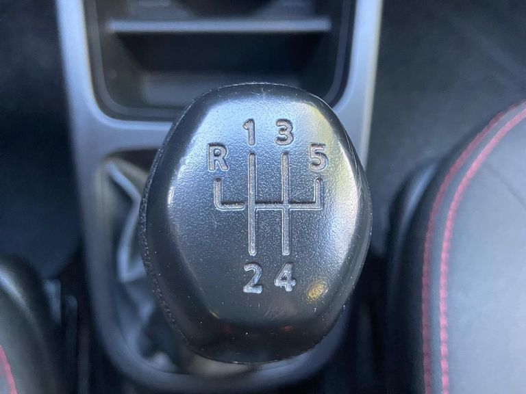 Renault KWID Zen 1.0 Flex 12V 5p Mec.