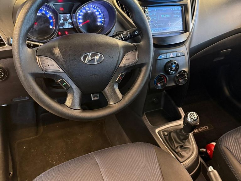Hyundai HB20X Premium 1.6 Flex 16V Mec.