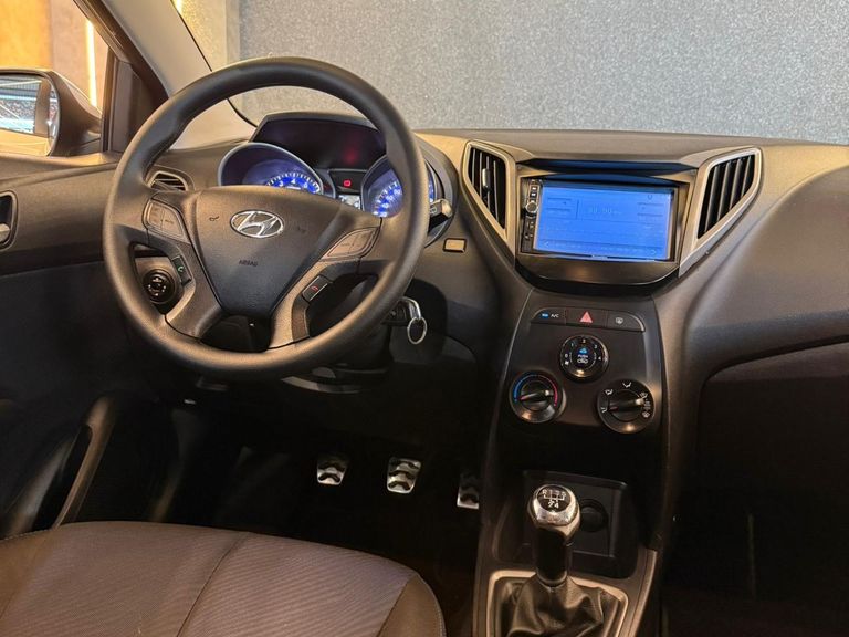 Hyundai HB20X Premium 1.6 Flex 16V Mec.