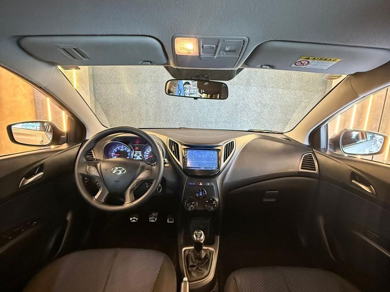 Hyundai HB20X Premium 1.6 Flex 16V Mec.