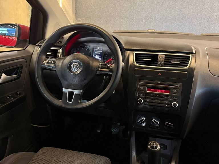 VolksWagen Fox 1.6 Mi Total Flex 8V 5p