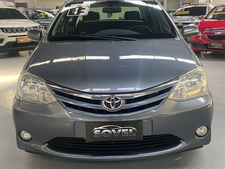 Toyota ETIOS XLS Sedan 1.5 Flex 16V 4p Mec.