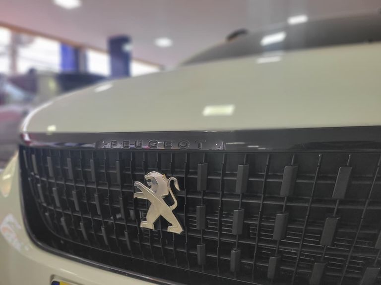 Peugeot 2008 Allure 1.6 Flex 16V 5p Aut.