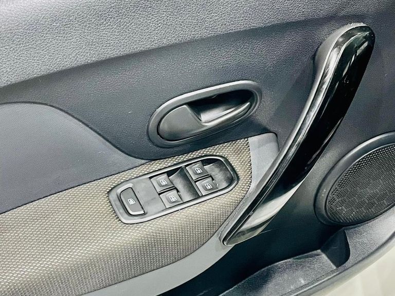 Renault LOGAN Zen Flex 1.0 12V 4p Mec.