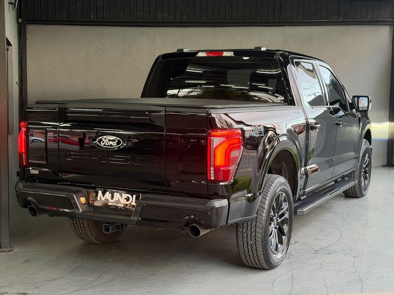 Ford F-150 Lariat Black 4x4 5.0 V8
