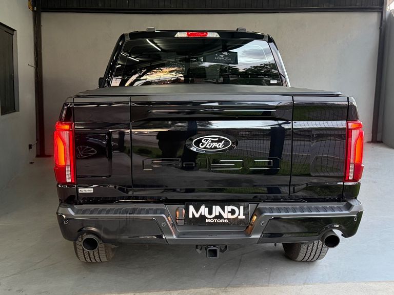 Ford F-150 Lariat Black 4x4 5.0 V8