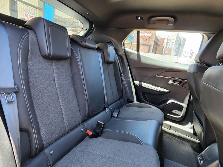 Peugeot 2008 Active 1.0 Turbo Flex 5p Aut.