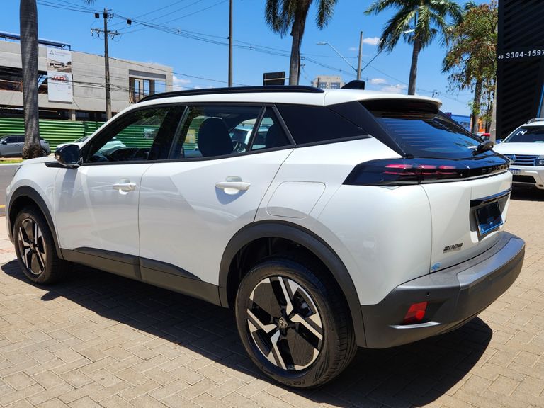 Peugeot 2008 Active 1.0 Turbo Flex 5p Aut.