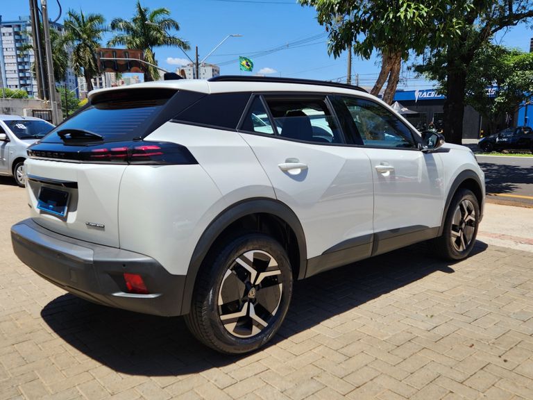 Peugeot 2008 Active 1.0 Turbo Flex 5p Aut.