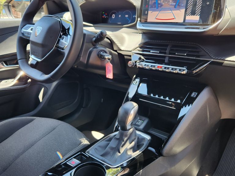 Peugeot 2008 Active 1.0 Turbo Flex 5p Aut.