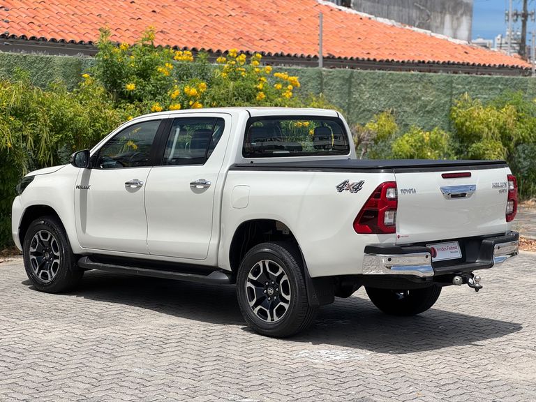 Toyota Hilux CD SRX 4x4 2.8 TDI 16V Diesel Aut.