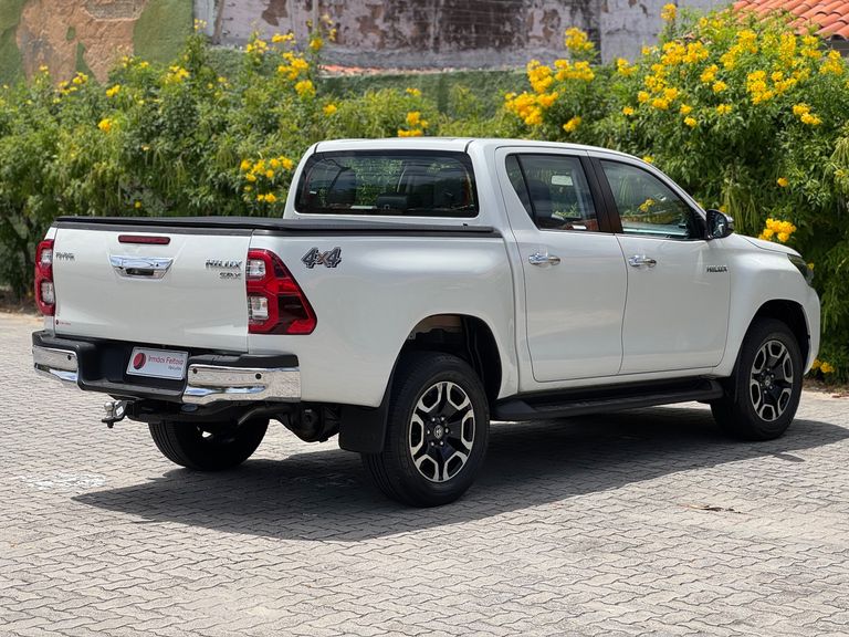 Toyota Hilux CD SRX 4x4 2.8 TDI 16V Diesel Aut.